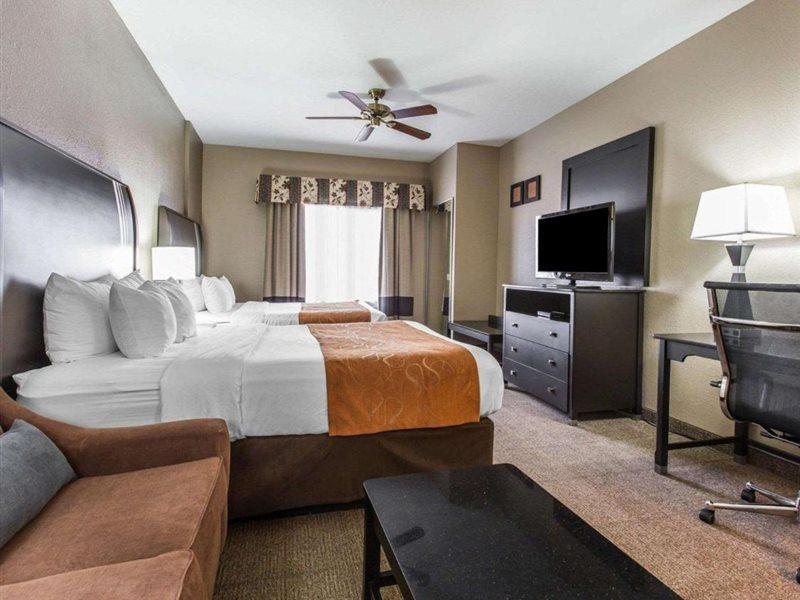 Comfort Suites Бейкерсфилд Экстерьер фото