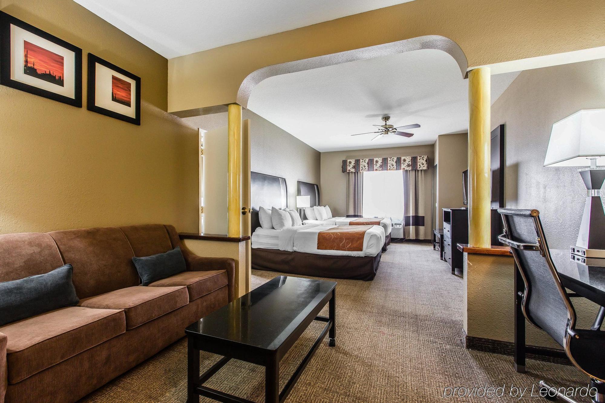 Comfort Suites Бейкерсфилд Экстерьер фото