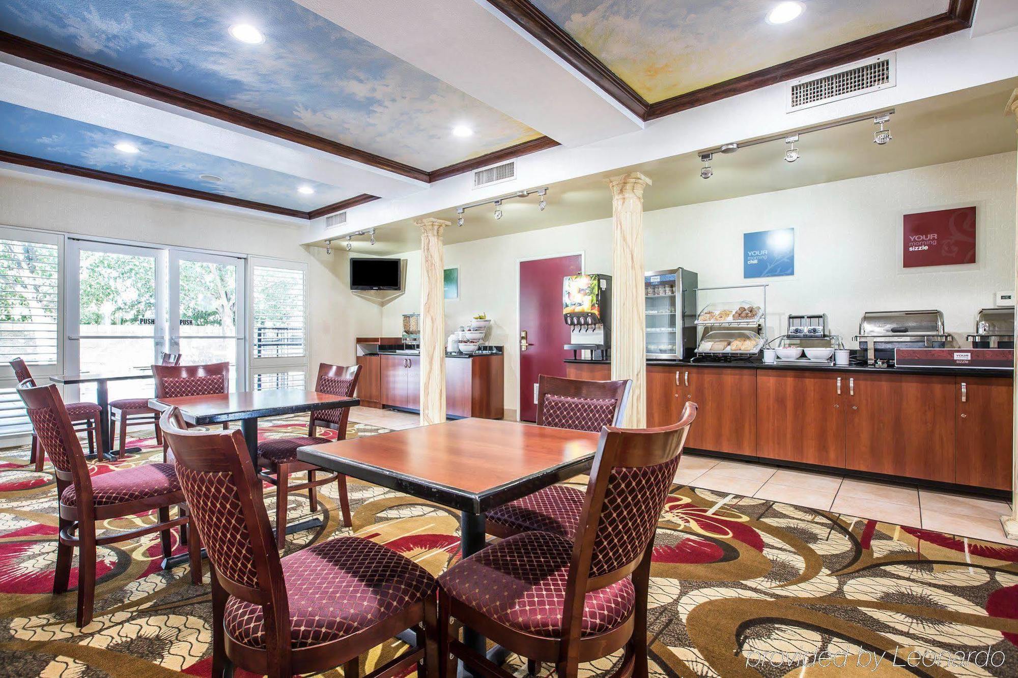 Comfort Suites Бейкерсфилд Экстерьер фото